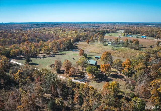 $525,000 | 18899 Iron Mine Road, Licking, MO 65542