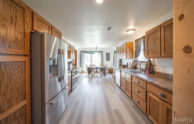 $525,000 | 18899 Iron Mine Road, Licking, MO 65542