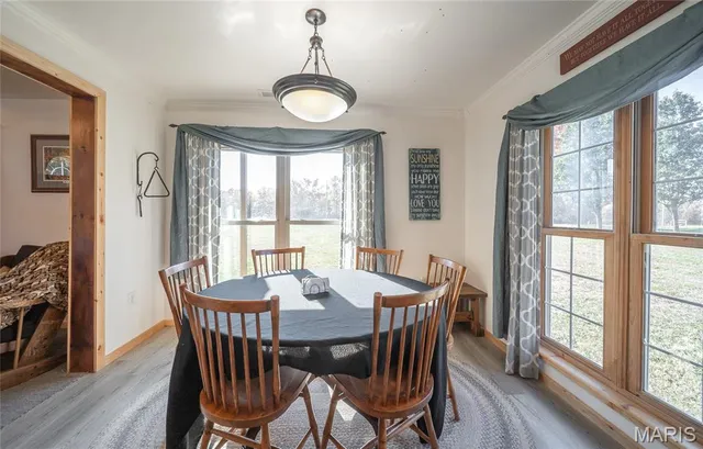 $525,000 | 18899 Iron Mine Road, Licking, MO 65542