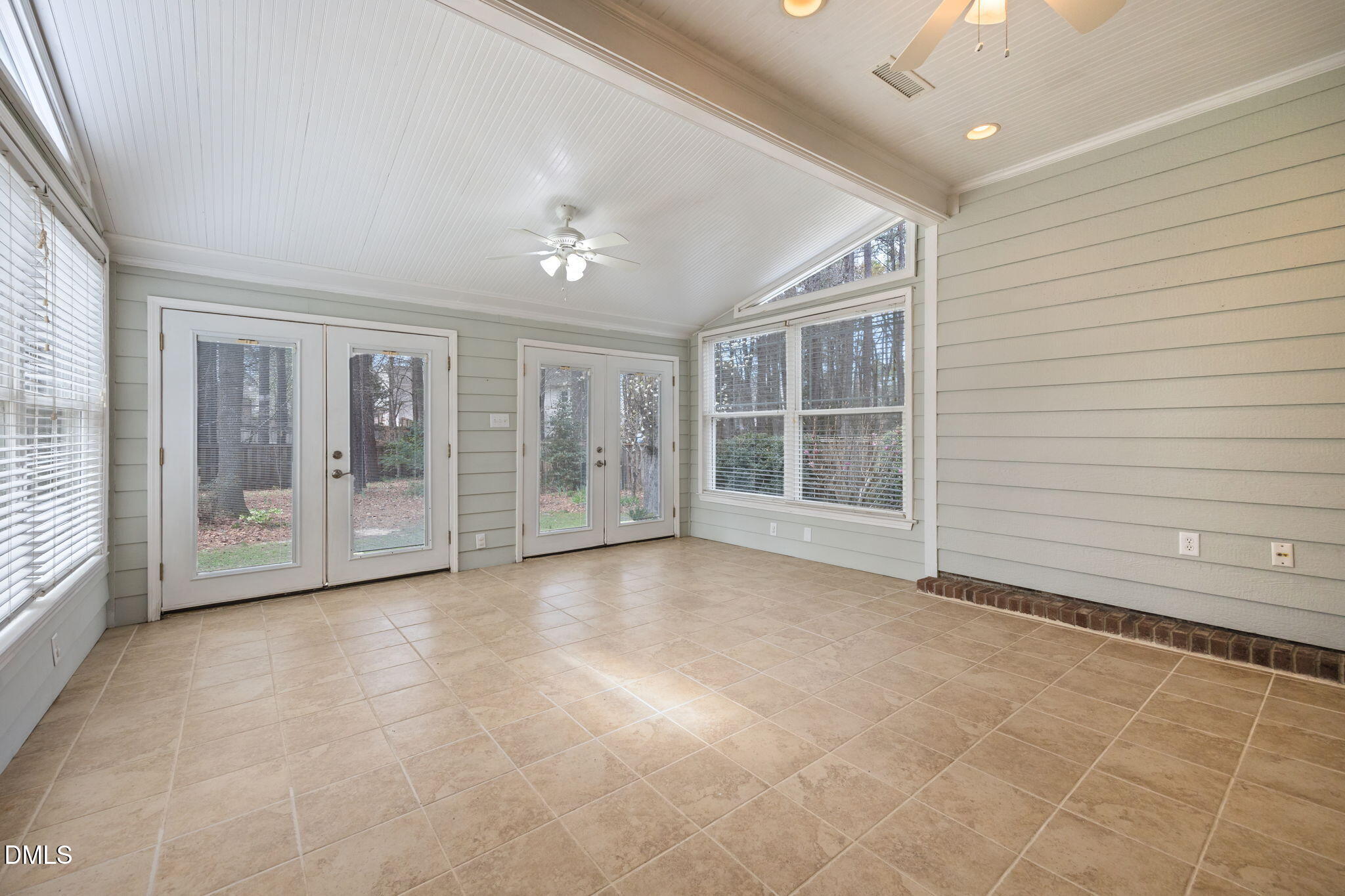 4042 Landover Lane Raleigh, NC 27616 - Photo 13 of 39 34-web-or-mls-IMG_8024