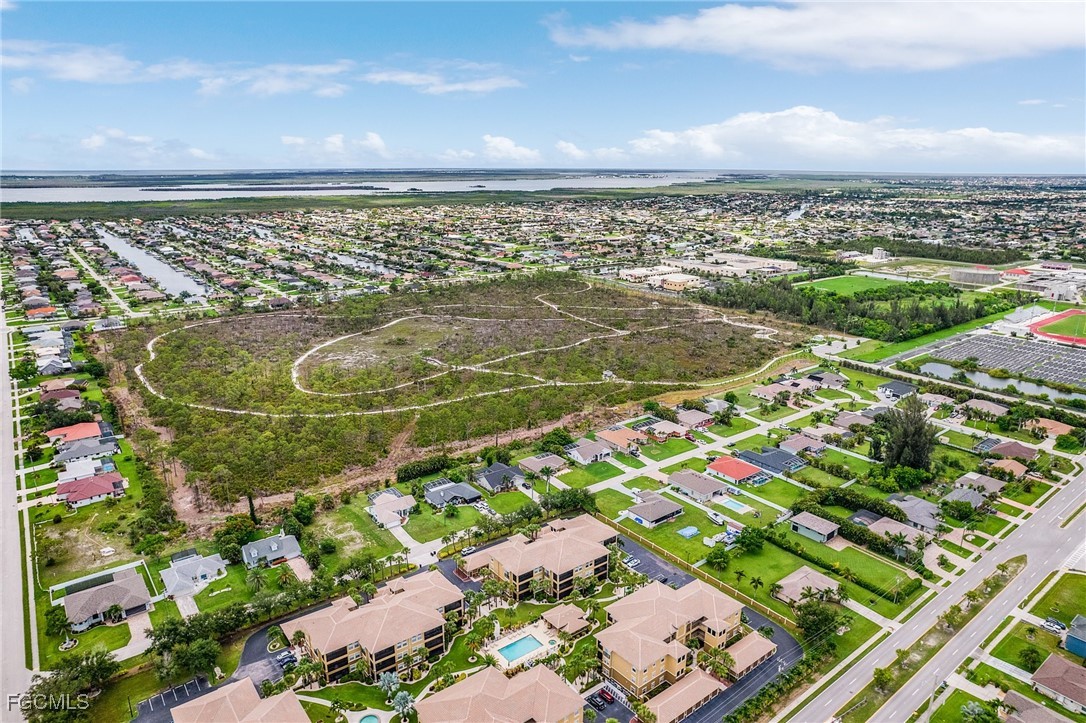 3728 Agualinda Boulevard, Unit 304 Cape Coral, FL 33914 - Photo 23 of 25 view of a city