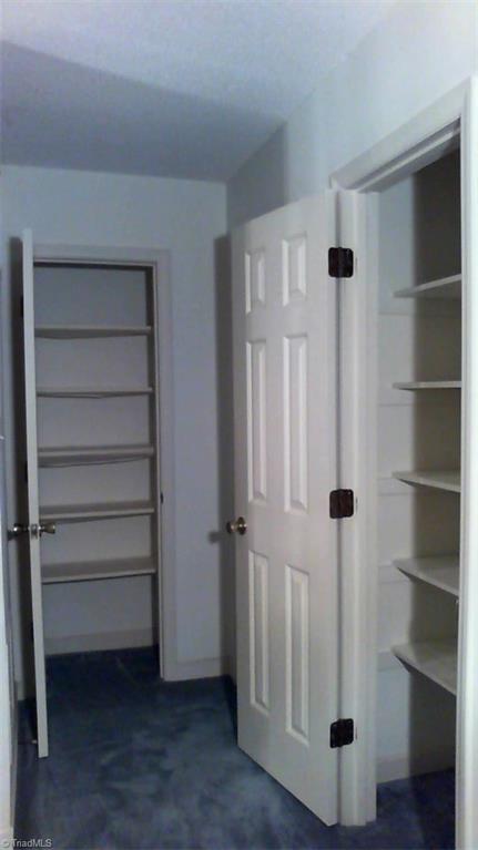 1004 Shamrock Road High Point, NC 27265 - Photo 12 of 16 Gallery Image 12