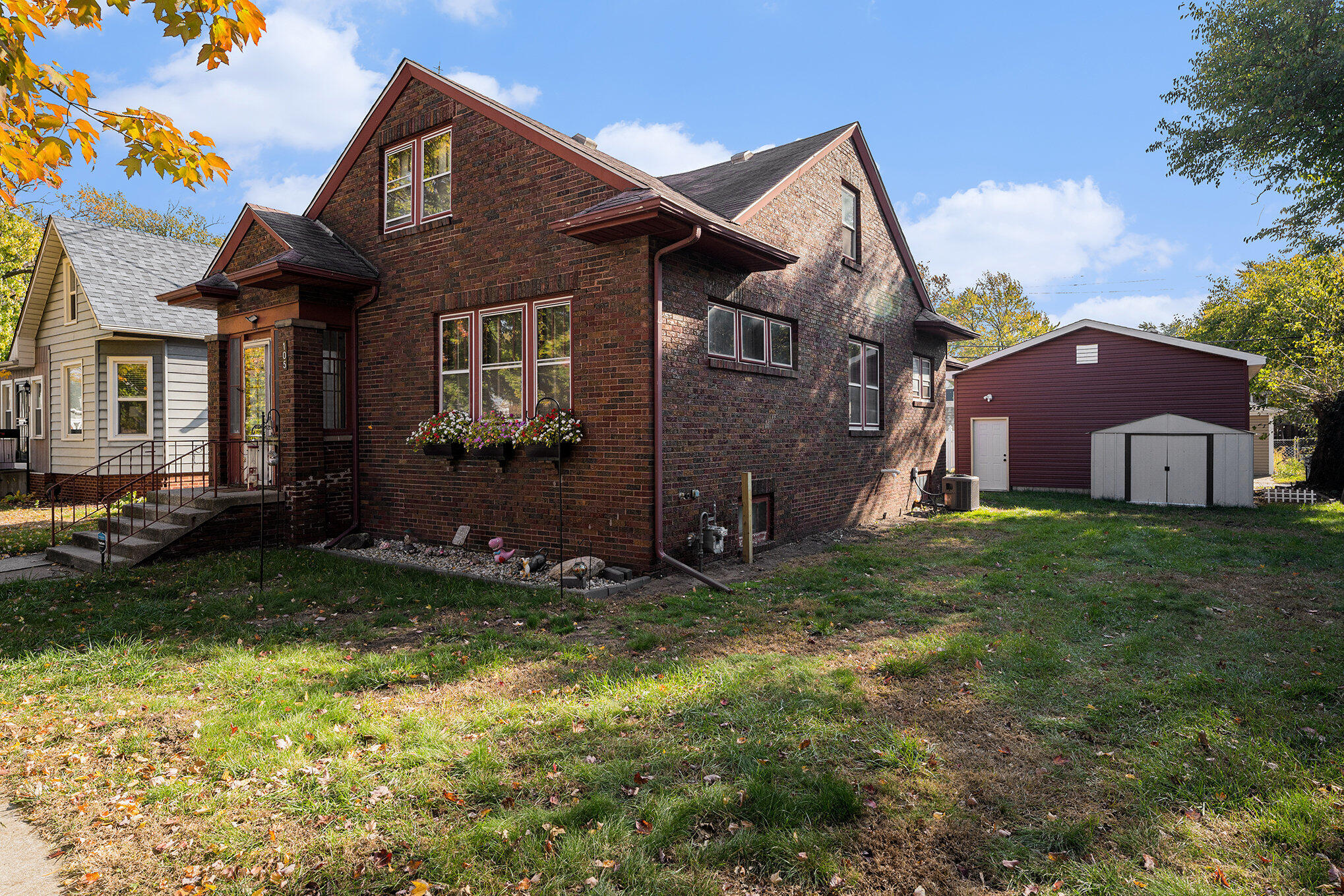 105 Belden Street Michigan City, IN 46360 - Photo 16 of 21 2038x1359