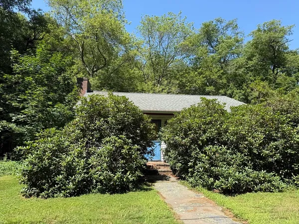 $550,000 | 1 Red Gate Road, Essex, MA 01929