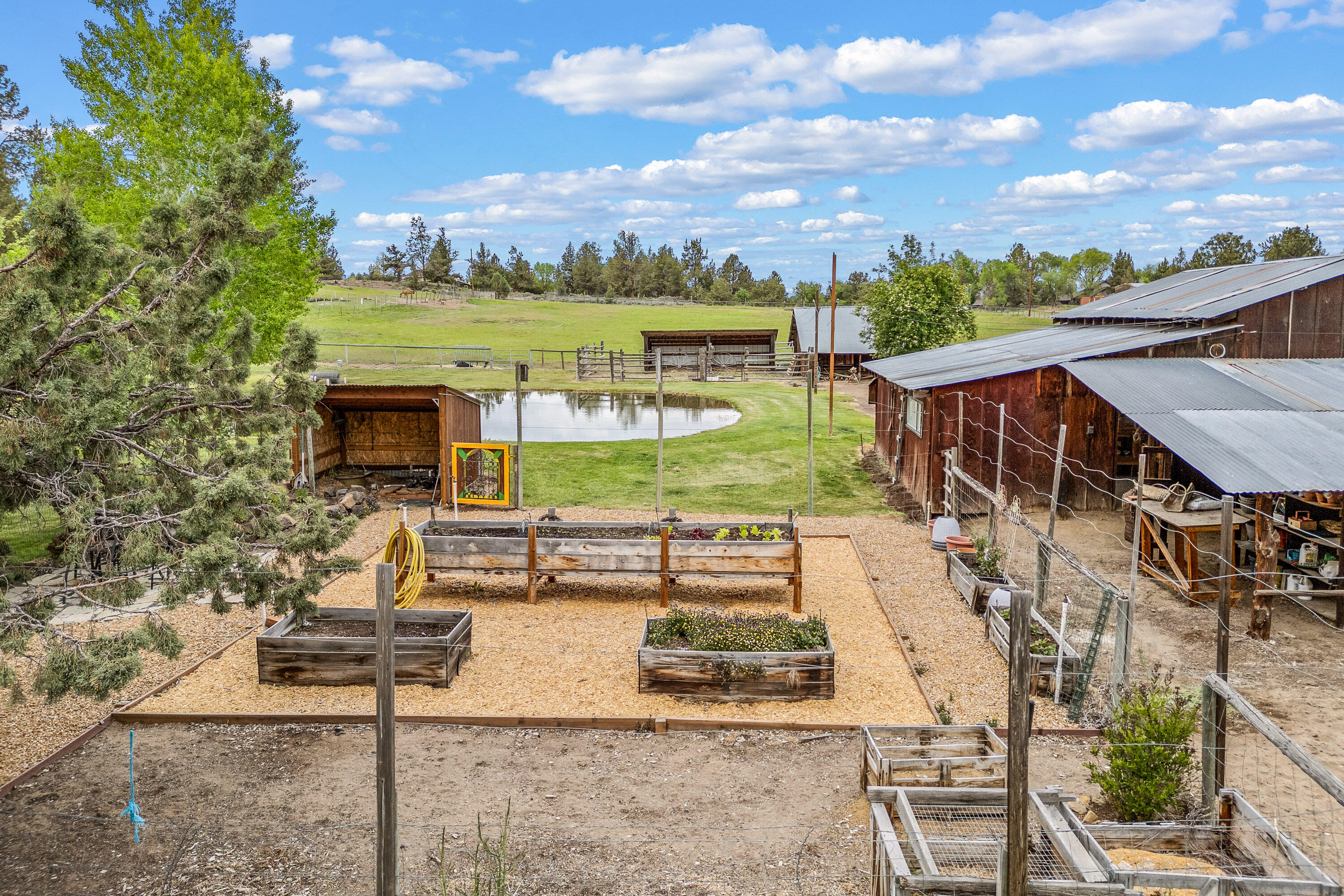 62760 Dixon Loop Bend, OR 97701 - Photo 44 of 69 41 garden aerial