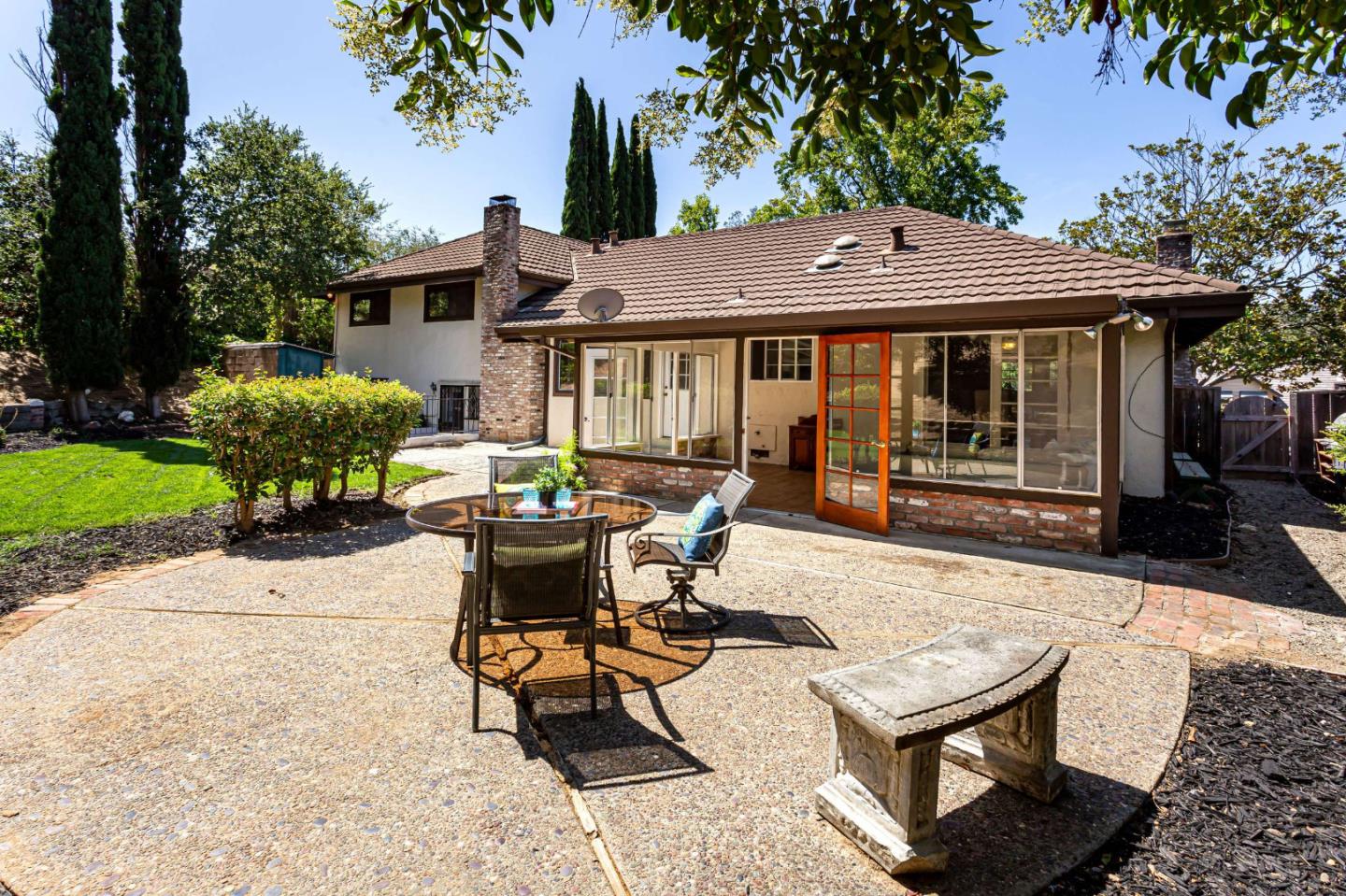 244 Montclair Road Los Gatos, CA 95032 - Photo 29 of 33 Gallery Image 29
