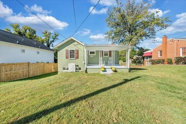 $229,950 | 501 Mt Vernon Avenue, Salem, VA 24153
