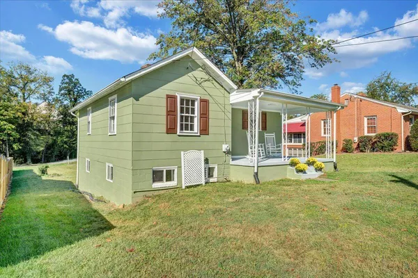 $229,950 | 501 Mt Vernon Avenue, Salem, VA 24153