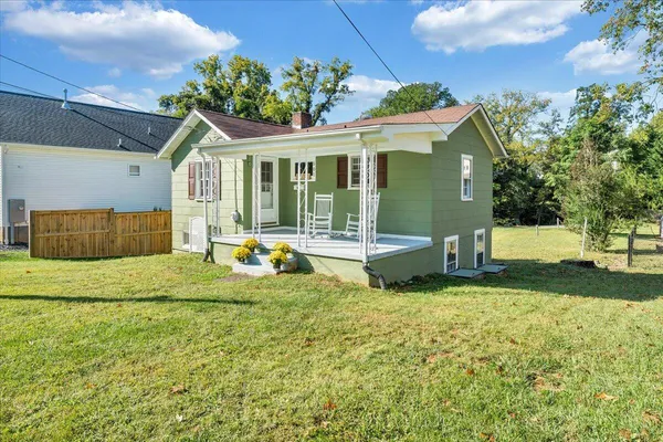 $229,950 | 501 Mt Vernon Avenue, Salem, VA 24153