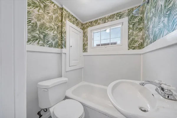 $229,950 | 501 Mt Vernon Avenue, Salem, VA 24153