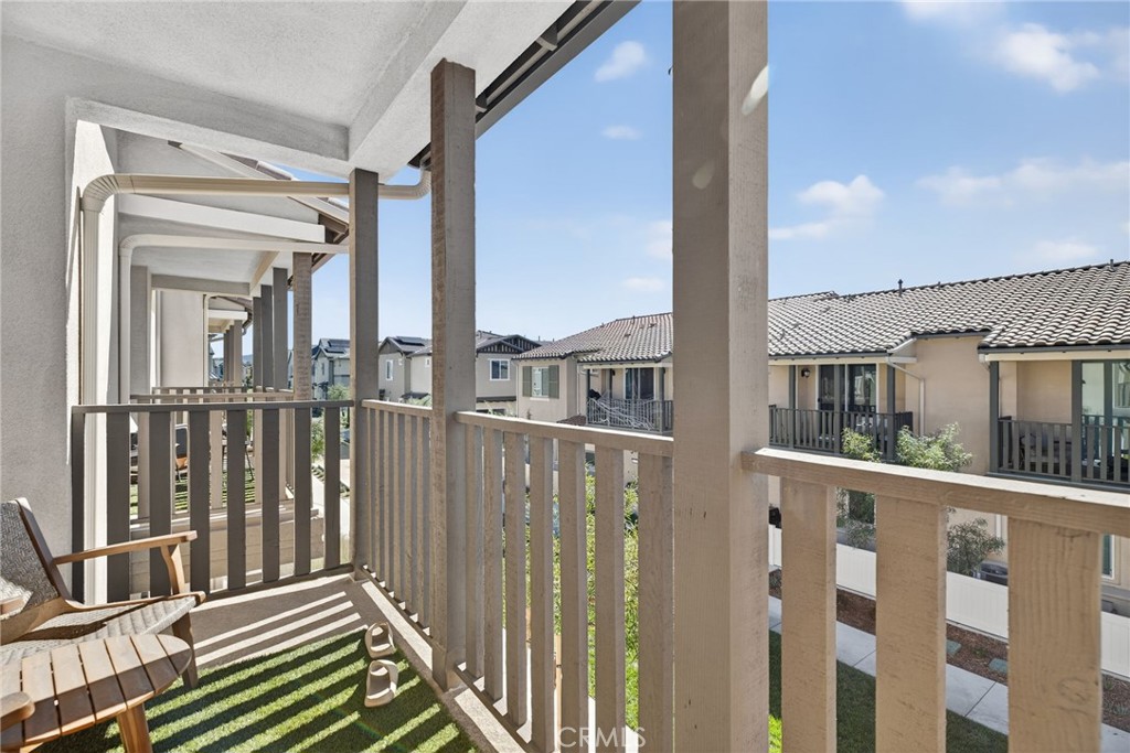 39400 Corvina Lane Temecula, CA 92591 - Photo 34 of 42 a view of a city from a balcony