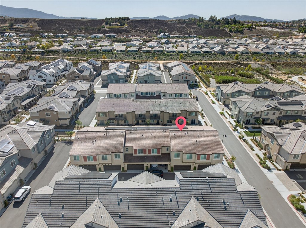 39400 Corvina Lane Temecula, CA 92591 - Photo 41 of 42 a view of city with ocean