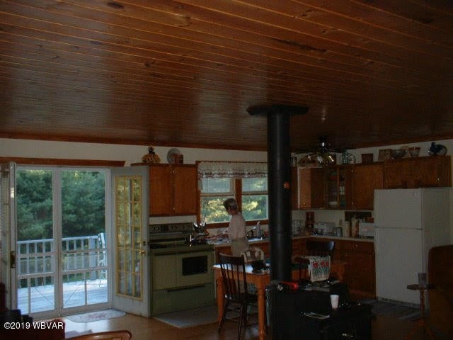 401 Norton Road Forksville, PA 18616 - Photo 21 of 53 Kitchen