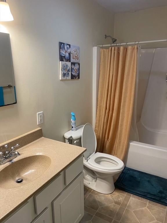 3 Cross Road Dartmouth, MA 02747 - Photo 3 of 6 Gallery Image 3