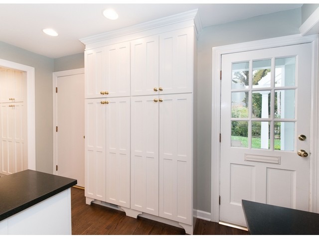 764 Locust Street Winnetka, IL 60093 - Photo 19 of 25 a view of a closet area with en suite bathroom