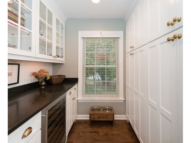 764 Locust Street Winnetka, IL 60093 - Photo 7 of 25 a kitchen with a sink and a window