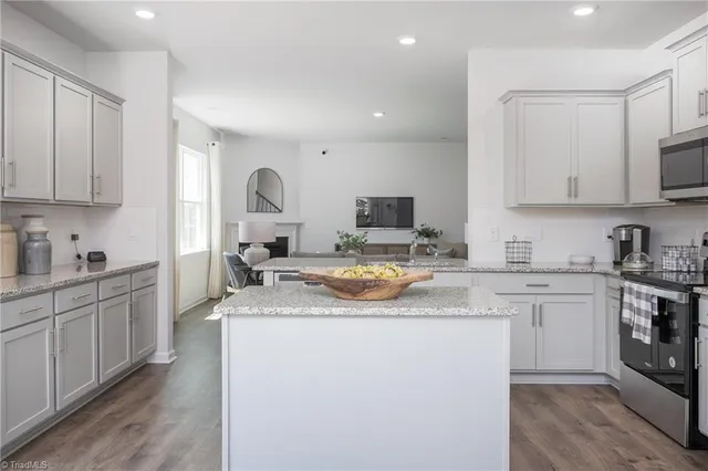 $422,990 | 1380 Lansdowne Drive, Mebane, NC 27302