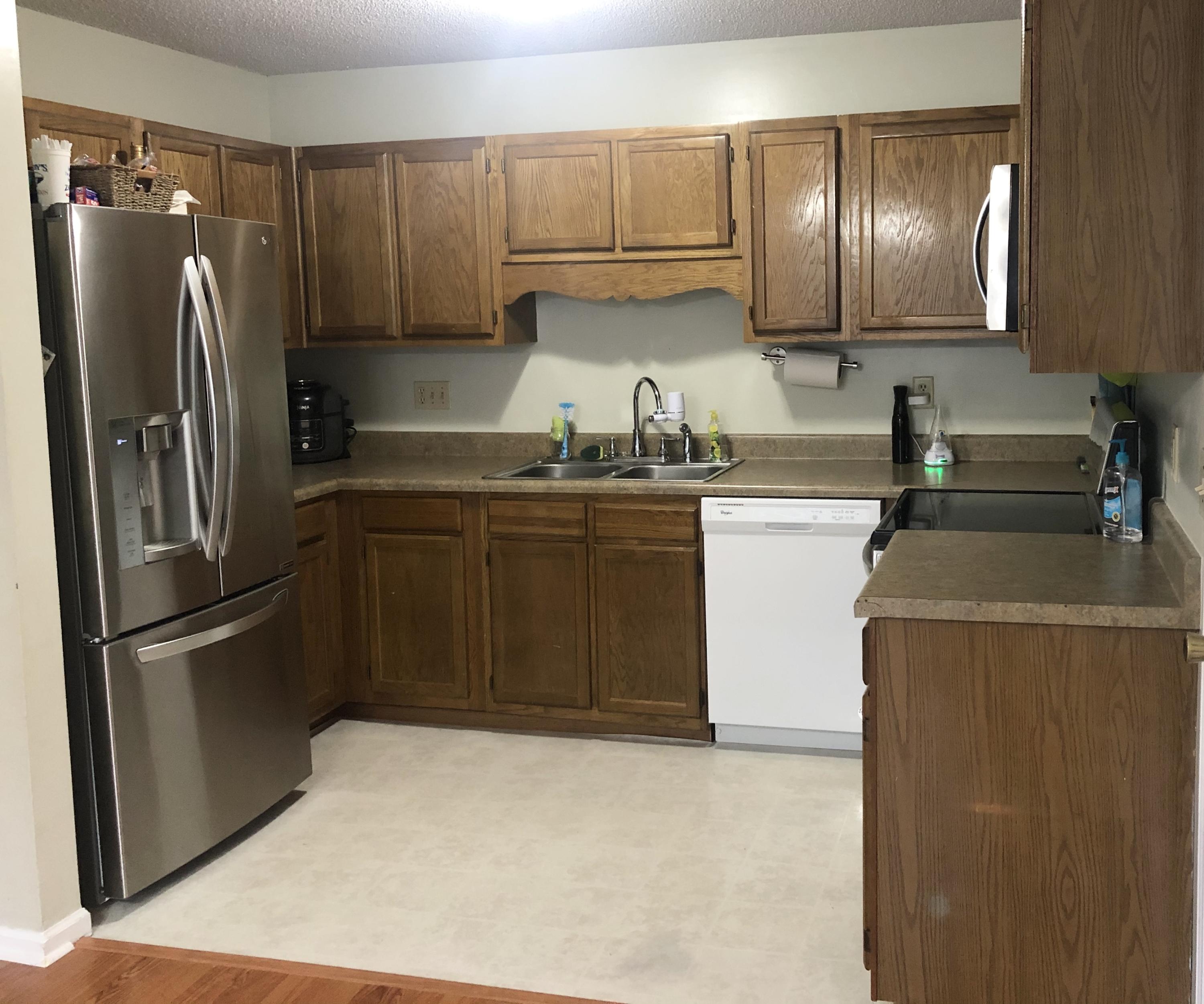 107 Commons Way Goose Creek, SC 29445 - Photo 11 of 22 Kitchen