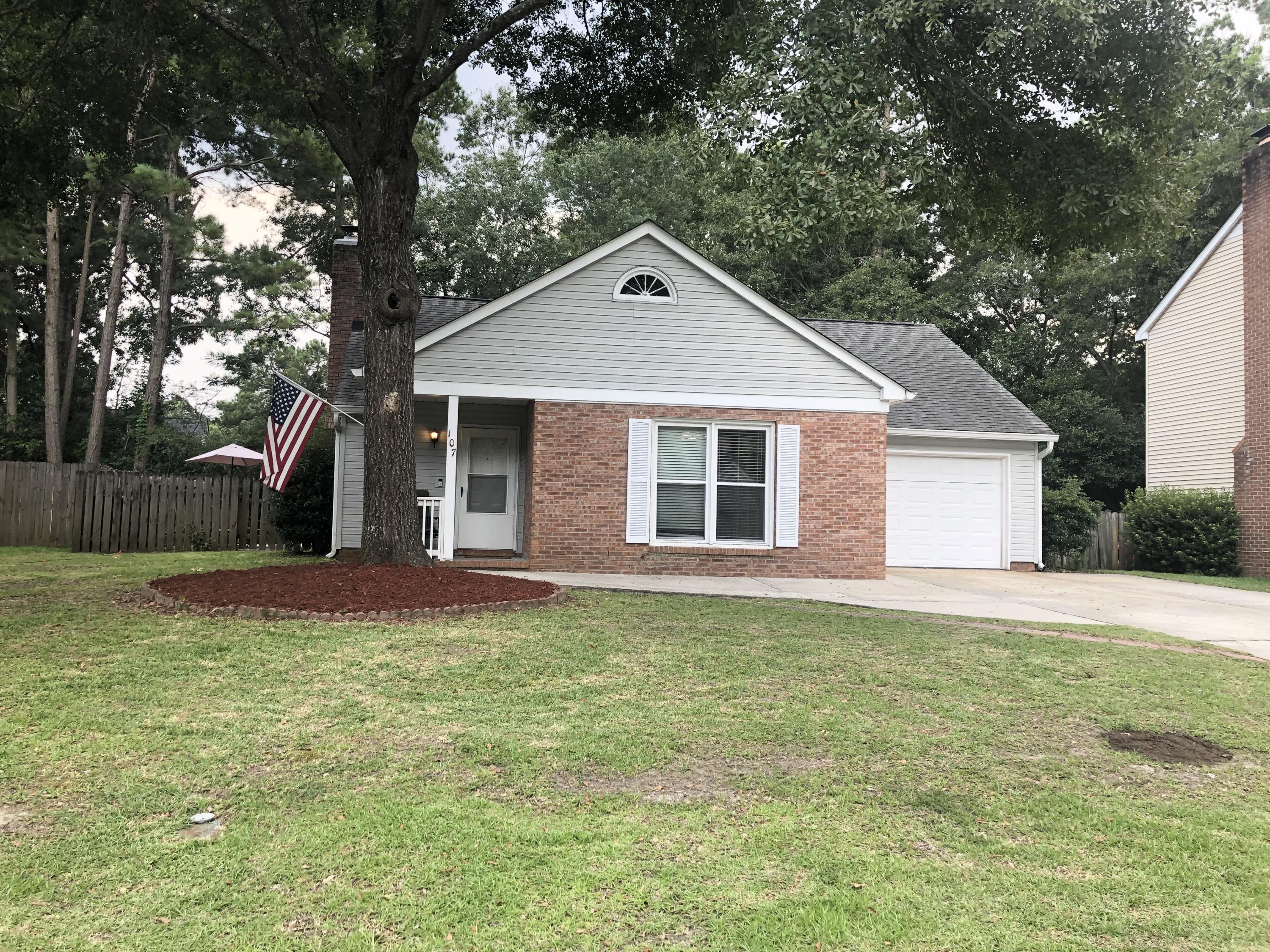 107 Commons Way Goose Creek, SC 29445 - Photo 20 of 22 Front 3