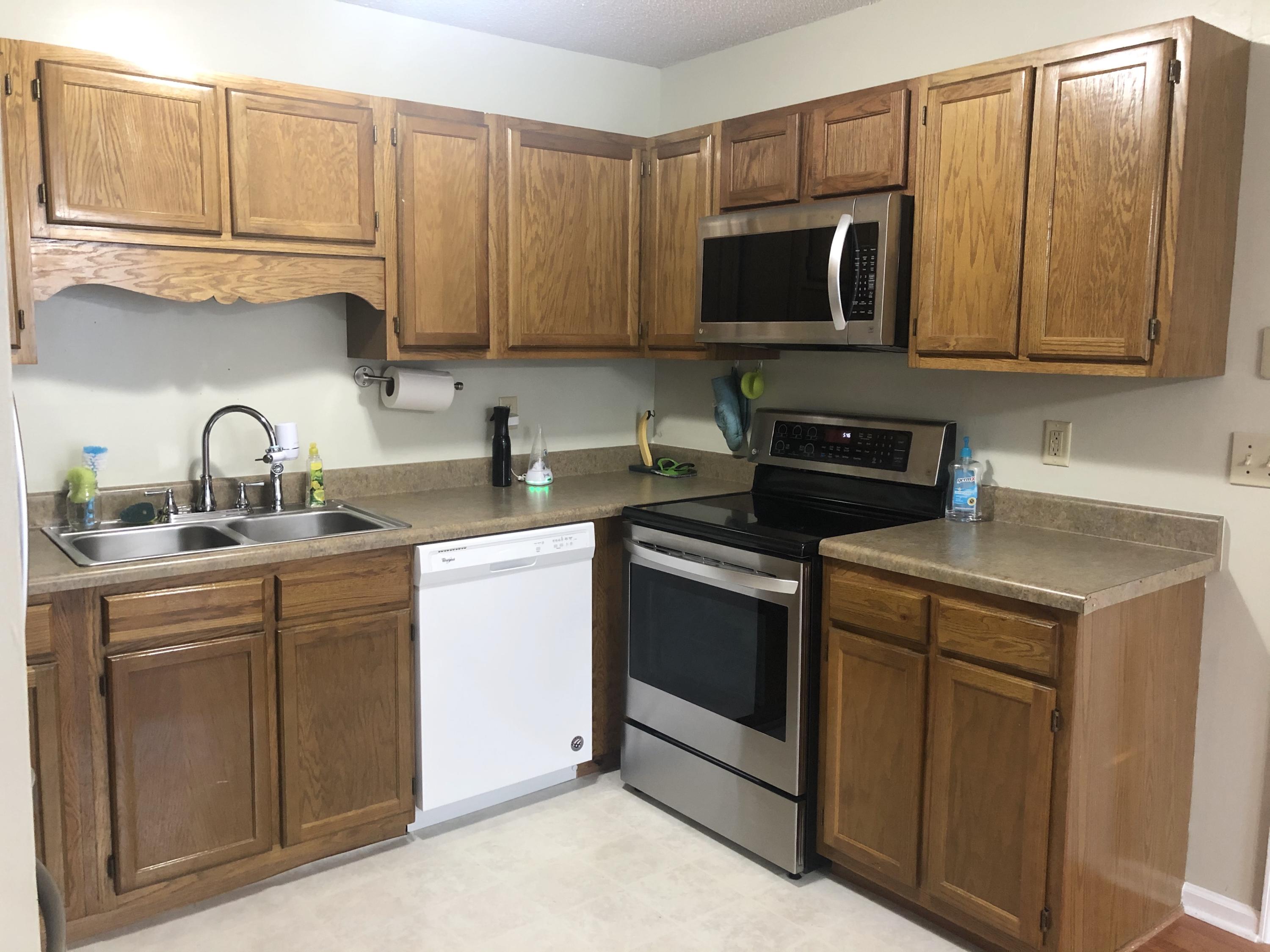 107 Commons Way Goose Creek, SC 29445 - Photo 10 of 22 Kitchen