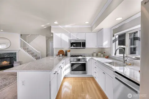 $995,000 | 11302 Ohde Circle, Unit 13, Kirkland, WA 98033