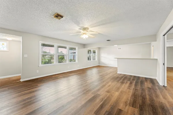 $235,000 | 1327 Hodges Lane, Wharton, TX 77488