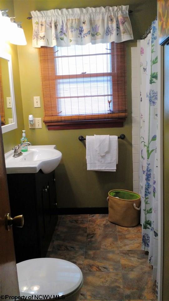 1364 Overhill Road Fairmont, WV 26554 - Photo 13 of 16 Gallery Image 13