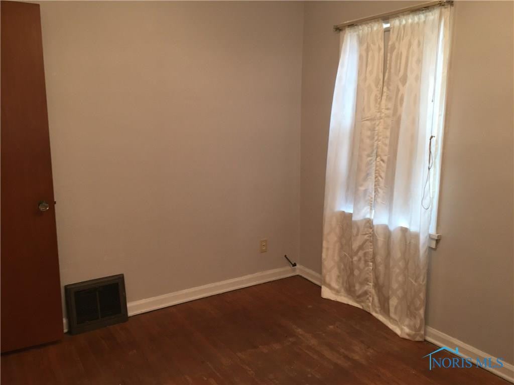 4135 Douglas Road Toledo, OH 43613 - Photo 9 of 10 Gallery Image 9