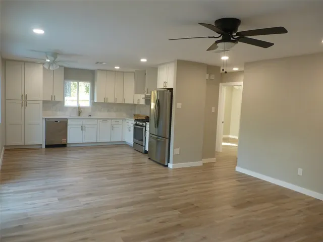 $2,295 | 3100 Barnsley Drive, Austin, TX 78745