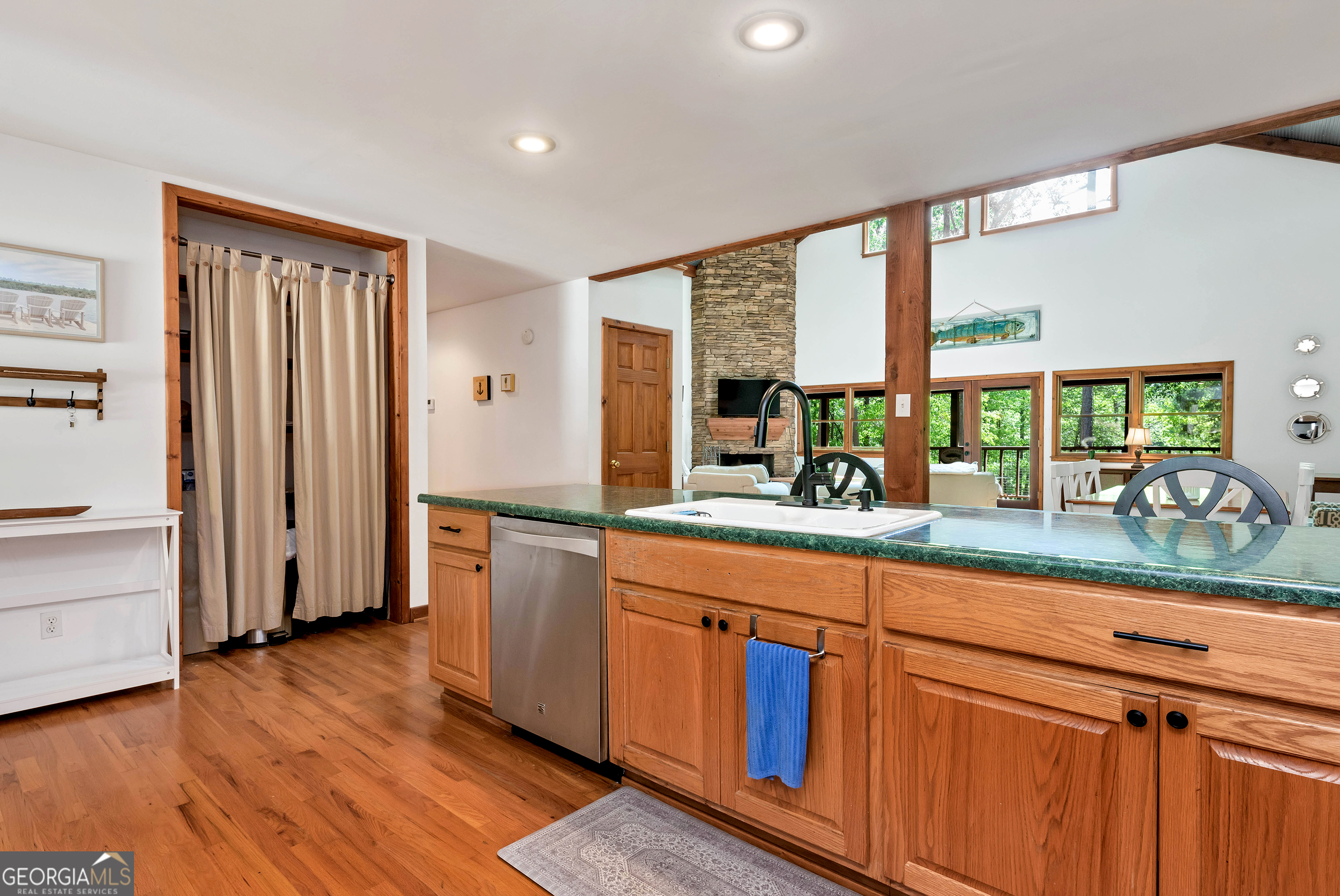 142 Hugh Dorsey Road Hartwell, GA 30643 - Photo 6 of 65