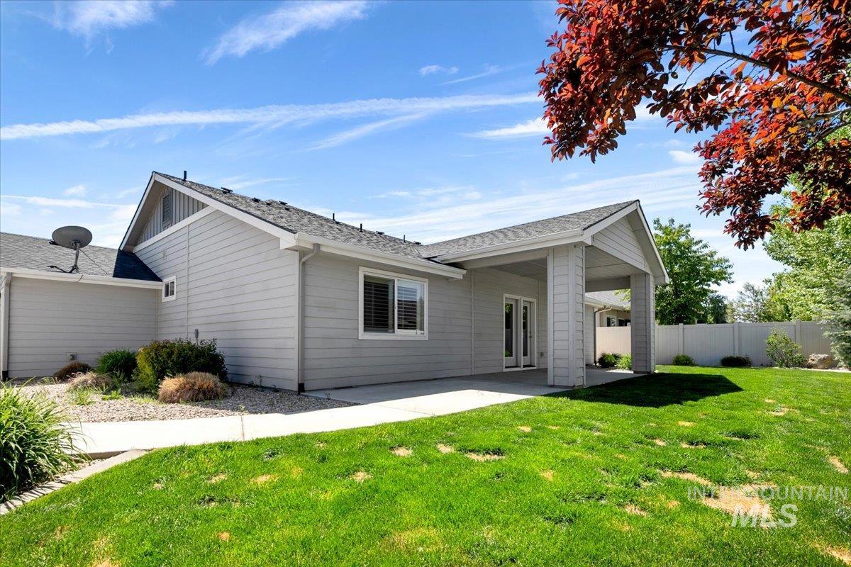 5850 West Rotherham Drive Eagle, ID 83616 - Photo 30 of 50 Large Patio