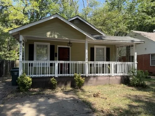$1,225 | 3754 Marion Avenue, Memphis, TN 38111