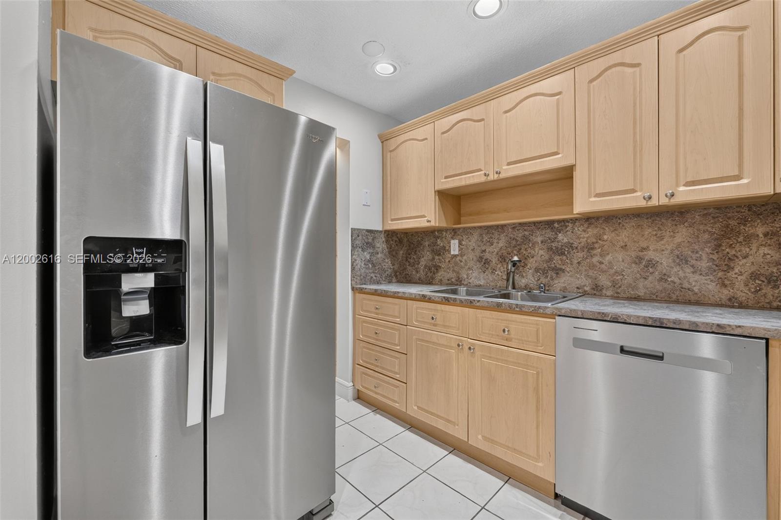 5555 Ludlam Road, Unit 23 South Miami, FL 33155 - Photo 10 of 24