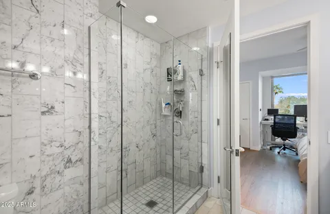 $1,049,000 | 7167 East Rancho Vista Drive, Unit 4007, Scottsdale, AZ 85251