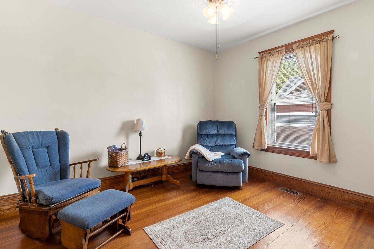 689 Rimmon Street Manchester, NH 03102 - Photo 17 of 32