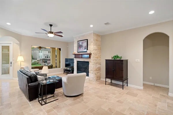 $1,062,750 | 12323 Longmire Cove, Conroe, TX 77304