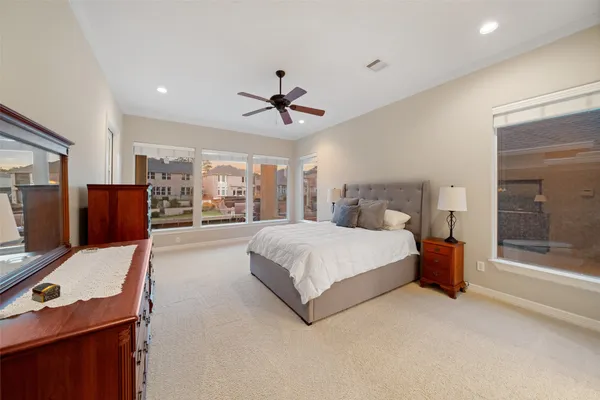 $1,062,750 | 12323 Longmire Cove, Conroe, TX 77304