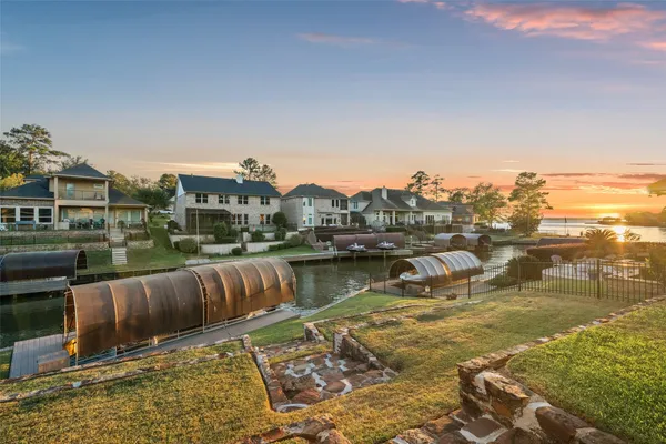 $1,062,750 | 12323 Longmire Cove, Conroe, TX 77304