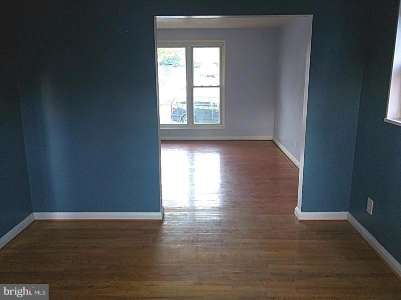 7101 Boxford Road Baltimore, MD 21215 - Photo 5 of 24 Dining Room
