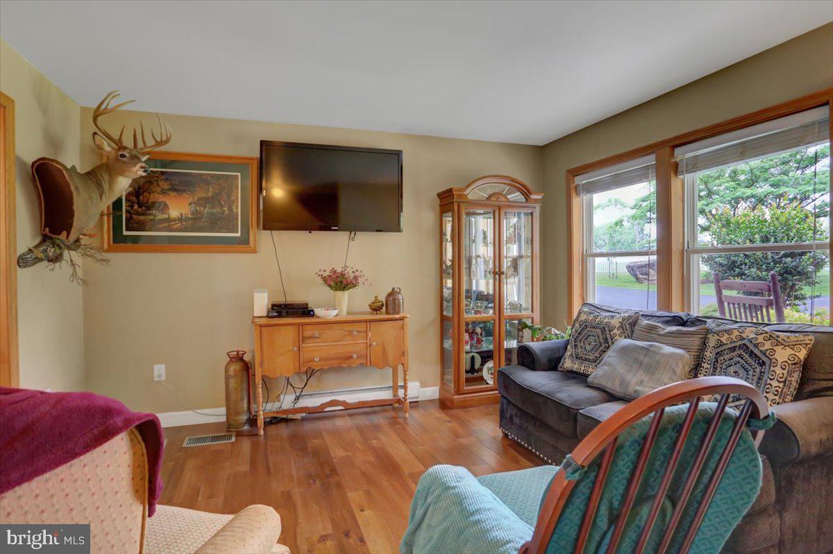 4307 Warm Spring Road Greencastle, PA 17225 - Photo 16 of 43 Gallery Image 16