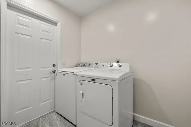 $2,165 | 3919 Southwest 14th Avenue, Cape Coral, FL 33914