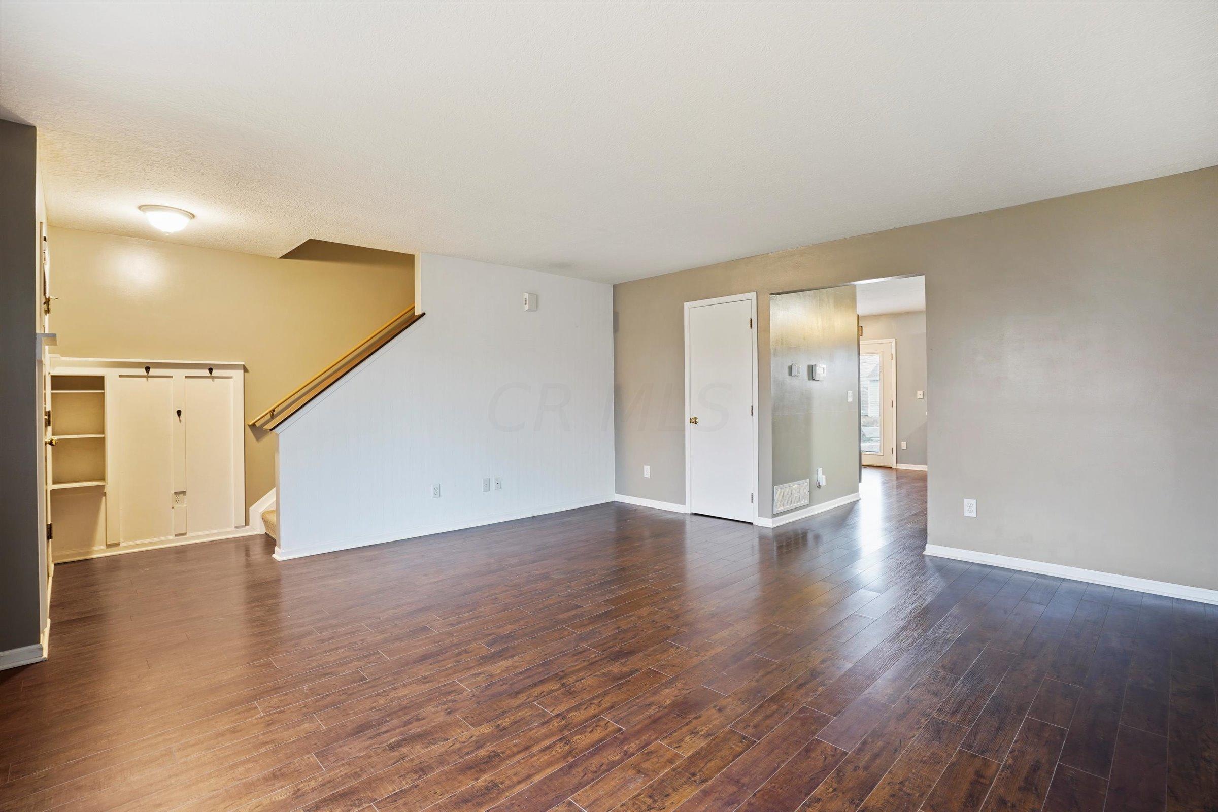 414 Ruffin Drive Galloway, OH 43119 - Photo 8 of 58 Gallery Image 8