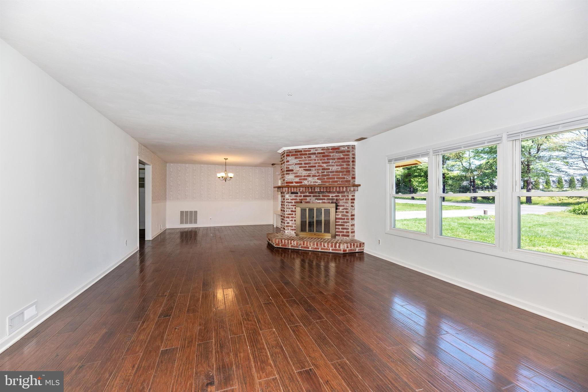 8319 Legg Road Frederick, MD 21704 - Photo 3 of 31 Gallery Image 3