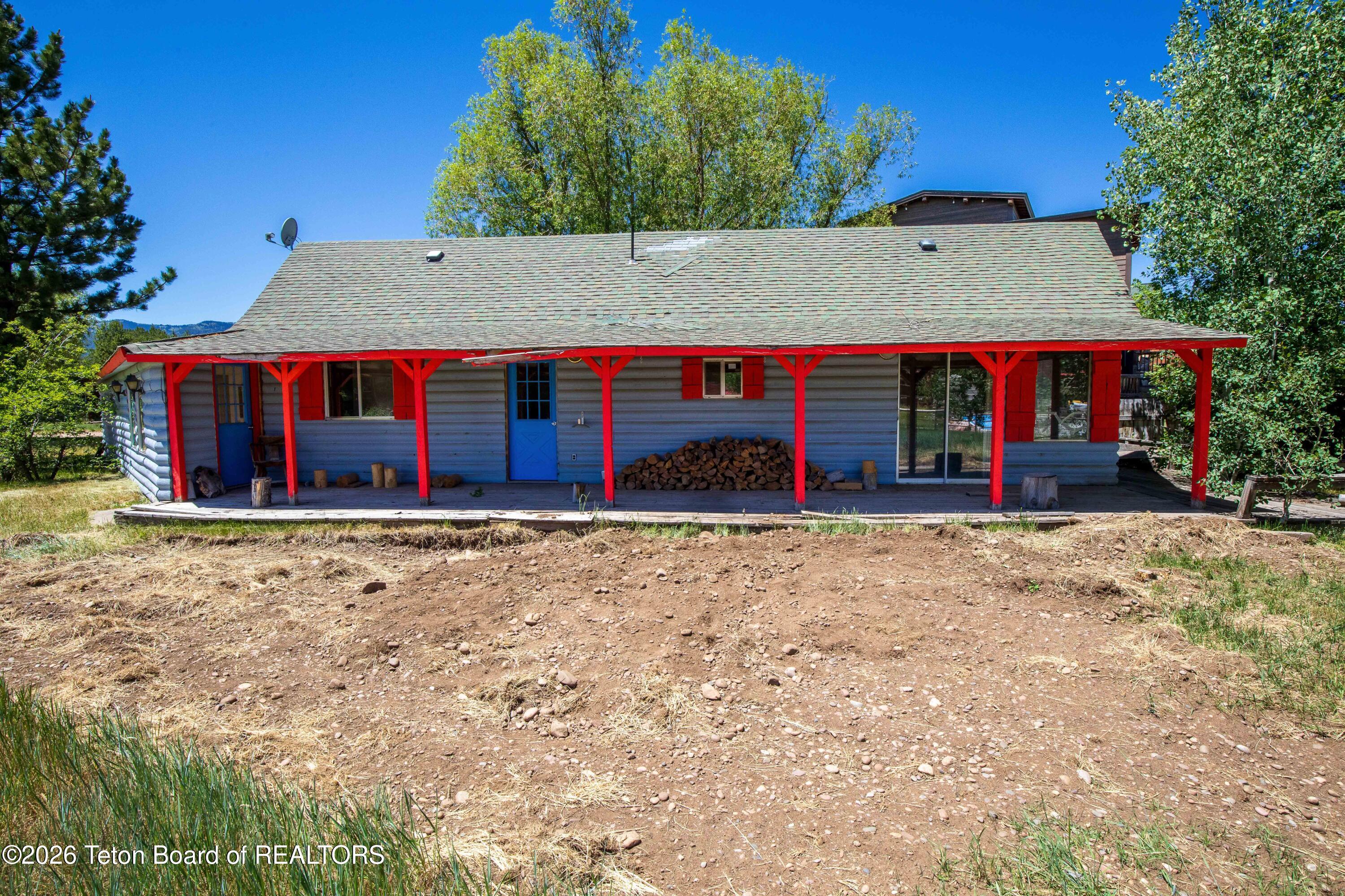 545 E Cottage Ln IMG_1444