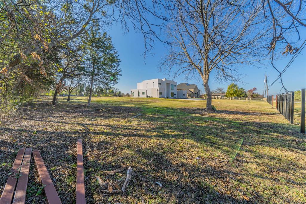 1124 West Pleasant Run Road DeSoto, TX 75115 - Photo 11 of 11 Gallery Image 11