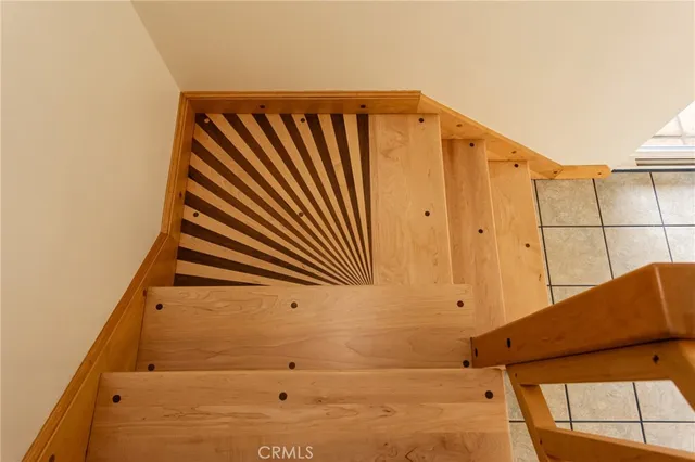 a view of a utility room