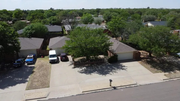 $285,000 | 7914 Aberdeen Avenue, Lubbock, TX 79424