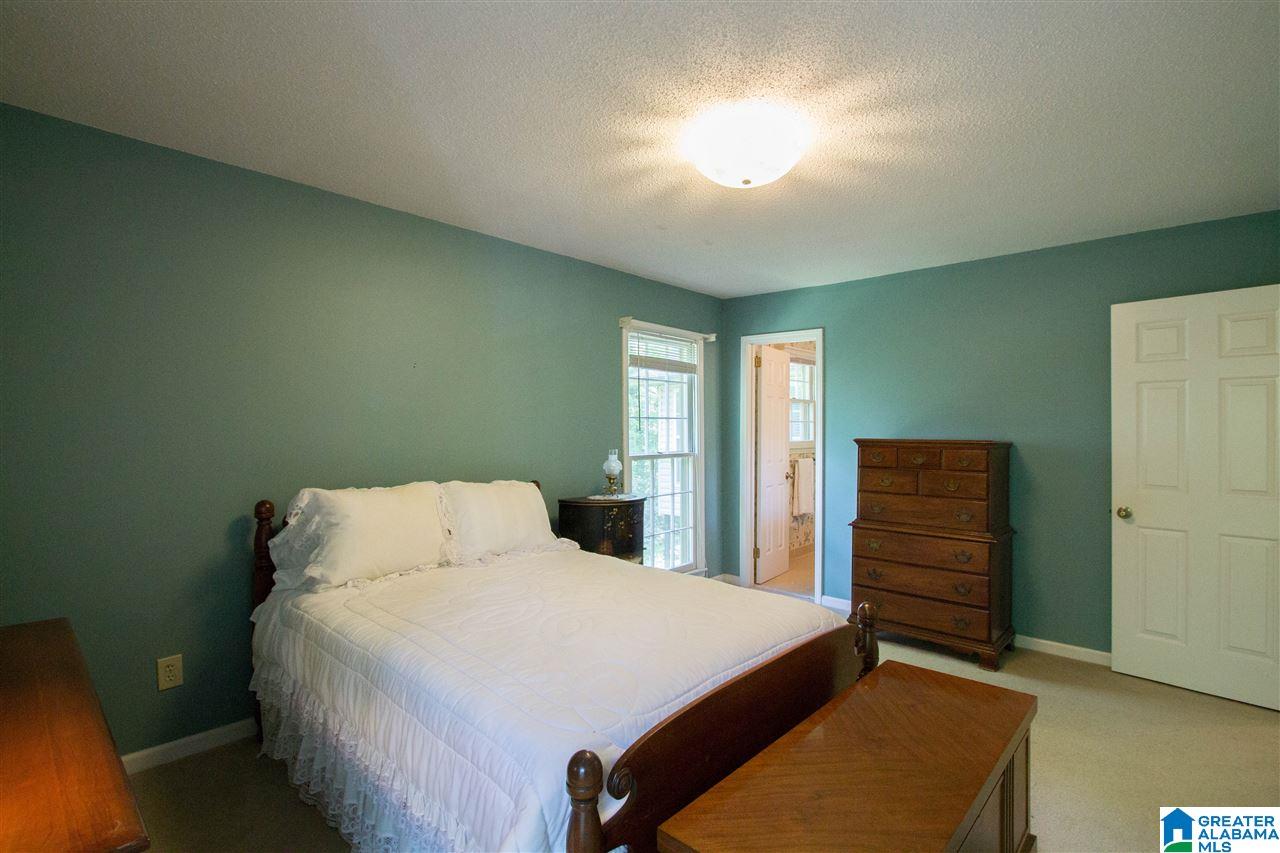 4201 South Shades Crest Road Birmingham, AL 35244 - Photo 43 of 50