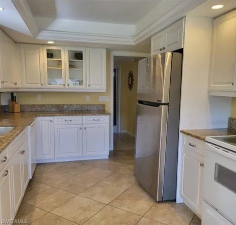 $2,995 | 240 Palm River Boulevard, Unit C102, Naples, FL 34110