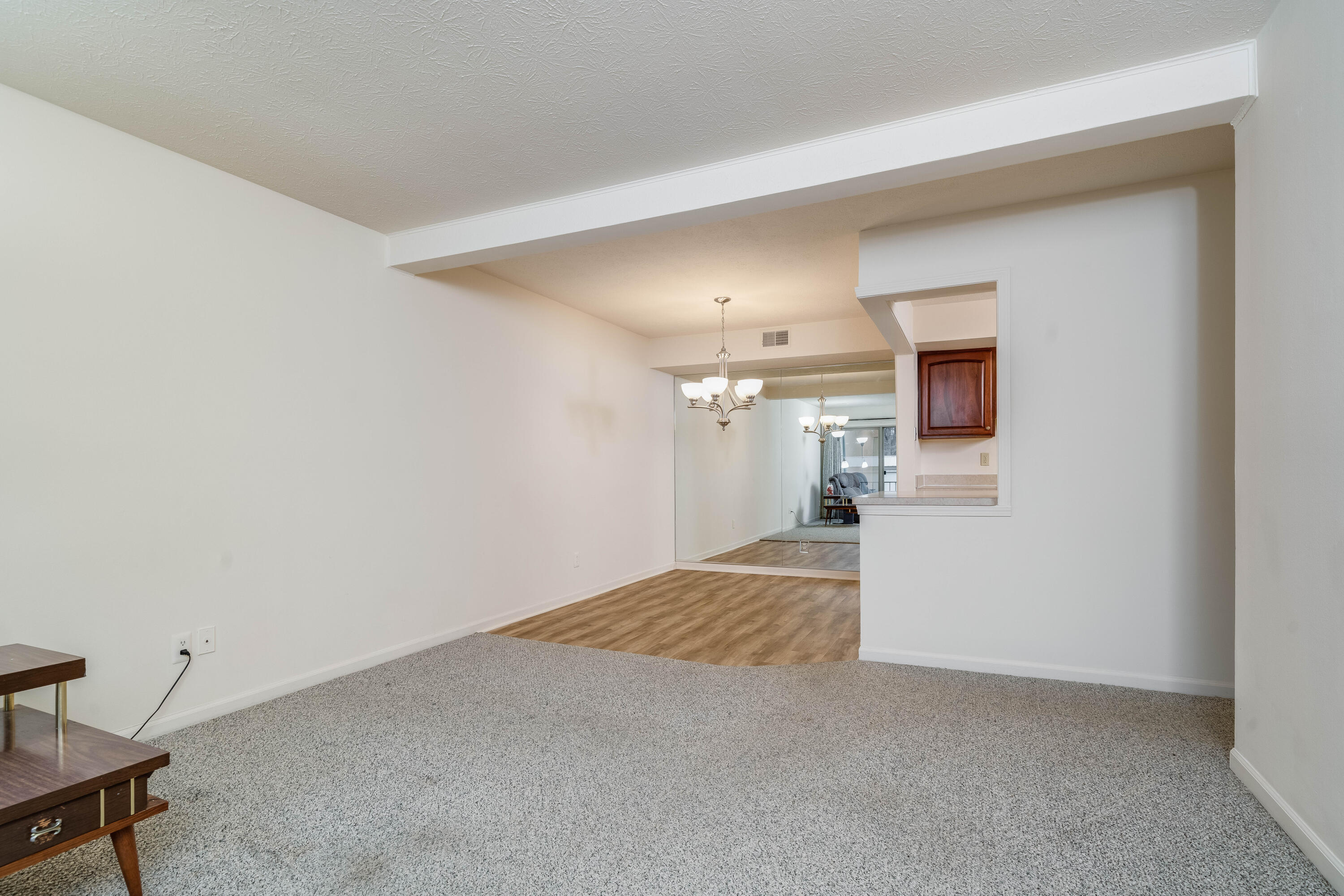 748 West Kilgore Road Kalamazoo, MI 49008 - Photo 9 of 14 748_Kilgore_Unit208_05